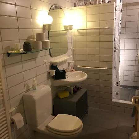 Homestay Bezauberndes Gartentiny Steffisburg