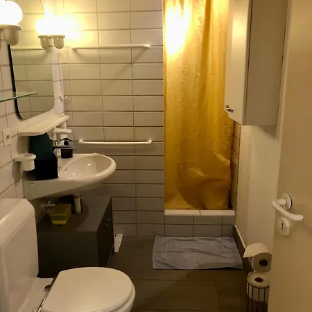 Homestay Bezauberndes Gartentiny Steffisburg